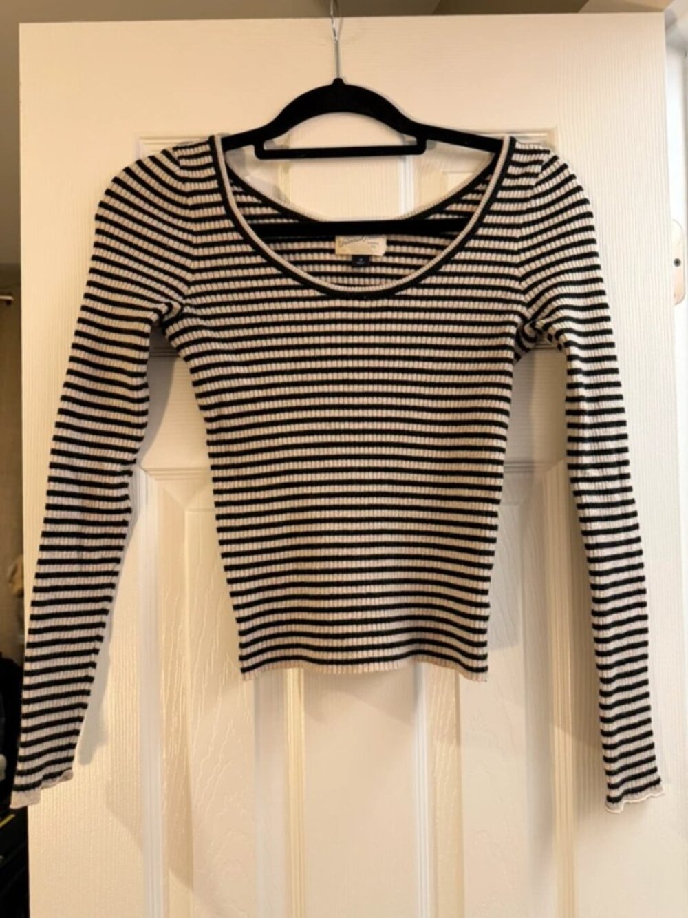 Striped ribbed long sleeve t